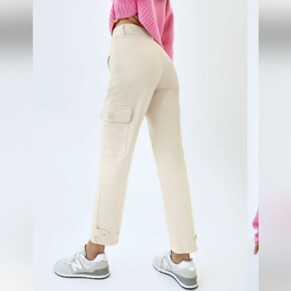 Aritzia Wilfred High Rise Free Modern Cargo Pant  Black Sz 0 - Picture 12 of 16